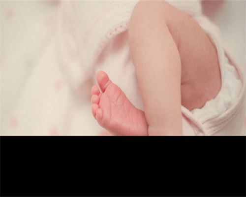 正规国内代孕公司,
              宝宝发烧39扁桃体发炎，可以吃奥司他韦颗粒和头